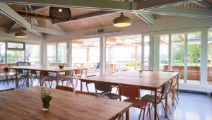 RC robinson crusoe woonkamer met eetgelegenheid