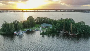 RC watersporteiland robinson crusoe loosdrechtse plassen