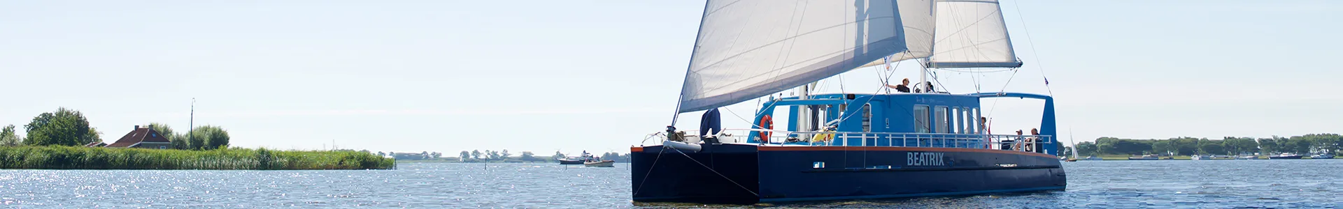 Beatrix rolstoeltoegankelijk catamaran zeilschip