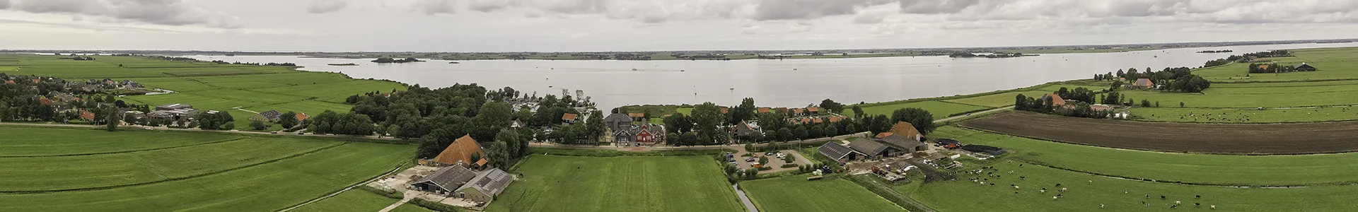 It Sailhûs Aangepaste vakantiewoningen aan het water