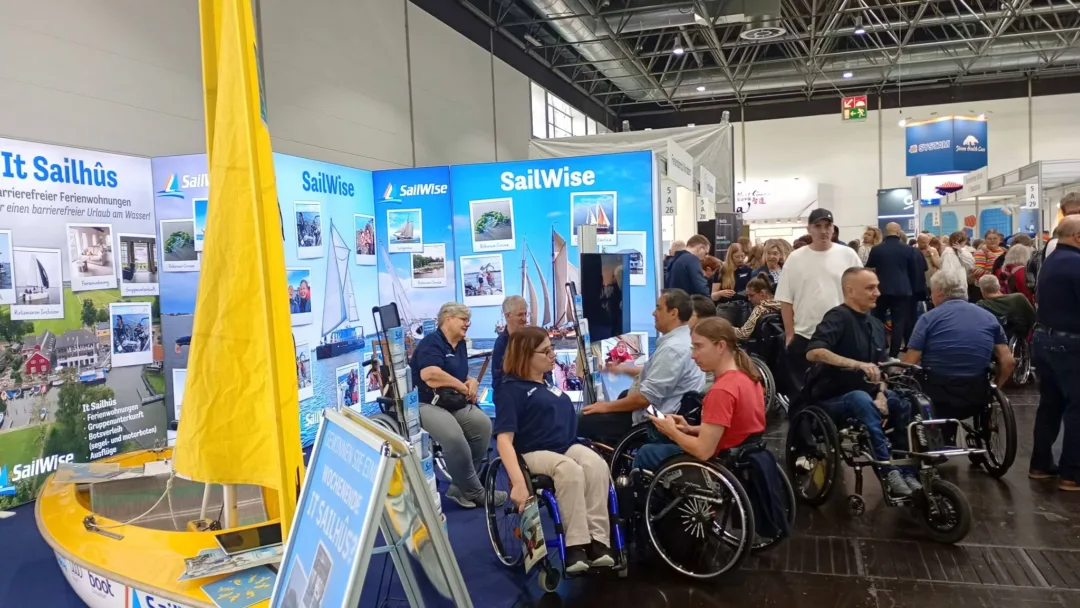 De stand van SailWise op de Rehacare 2026 is drukbezocht.