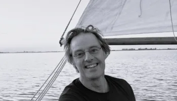 Arnold Hoogvliet grijs